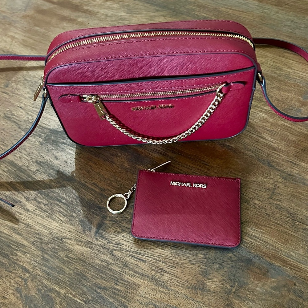 Michael Kors Jet Set Large Saffiano Leather Crossbody Bag
